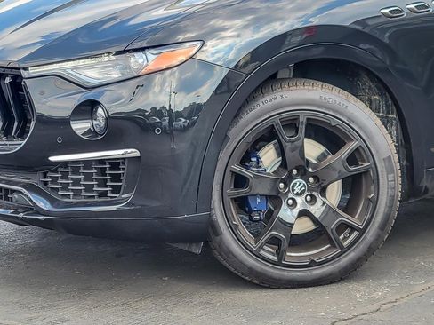 Used 2022 Maserati Levante GT image 3