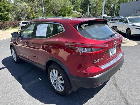 Used 2022 Nissan Rogue Sport SV AWD/4WD image 5