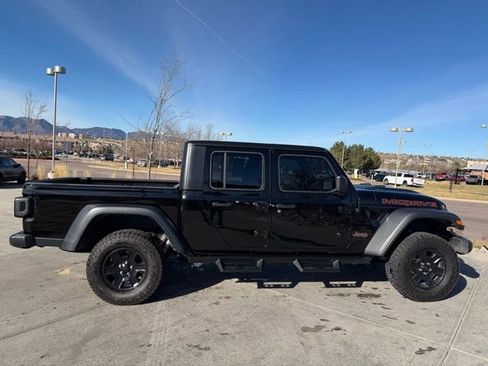 Used 2023 Jeep Gladiator Mojave w/ Cold Weather Group image 10
