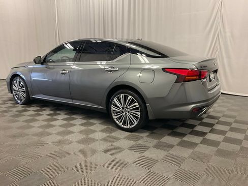 Used 2023 Nissan Altima 2.5 SL AWD/4WD image 8