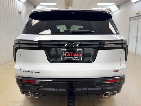 New 2026 Chevrolet Traverse RS image 6
