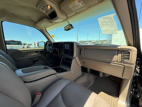 Used 2003 GMC Sierra 2500 SLT w/ SLT Preferred Equipment Group AWD/4WD image 26