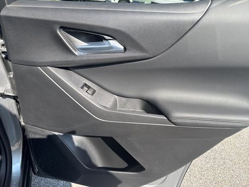 New 2026 Chevrolet Equinox LT w/ LPO, Floor Liner Package image 24