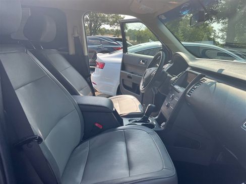 Used 2019 Ford Flex SEL w/ Equipment Group 202A FWD image 26