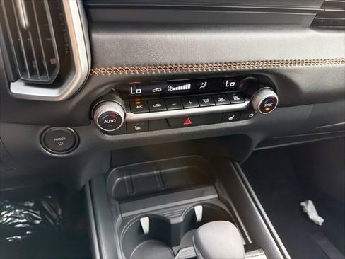 New 2025 MAZDA CX-50 AWD 2.5 Hybrid w/ Weather Package image 17