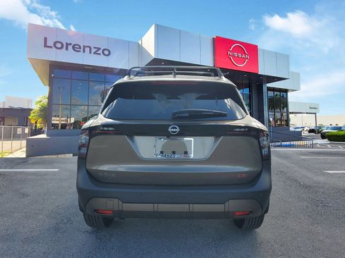 New 2026 Nissan Kicks SR image 5