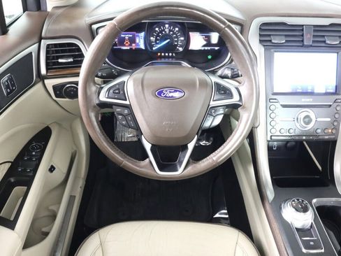 Used 2017 Ford Fusion Platinum image 34