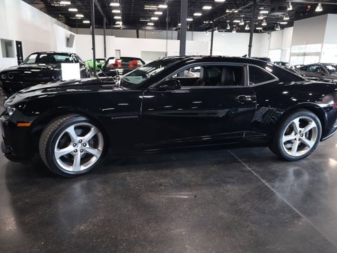 Used 2015 Chevrolet Camaro SS w/ RS Package image 9