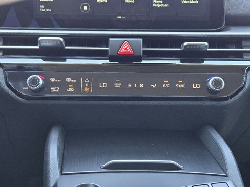 New 2026 Kia Sportage LX image 14