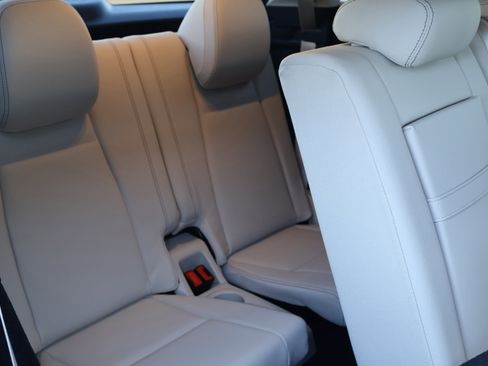 Certified 2025 Mercedes-Benz GLE 350 GLE 350W4 w/ 3rd Row Seat Package image 25