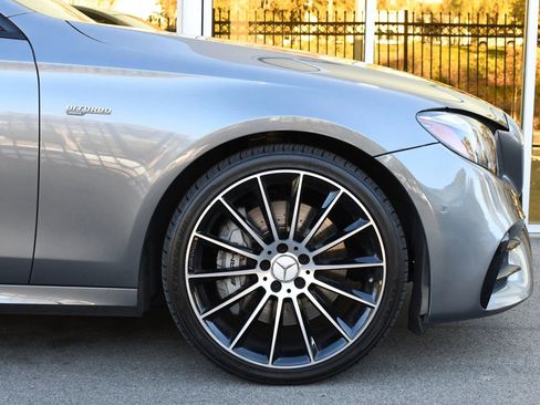 Used 2017 Mercedes-Benz E 43 AMG 4MATIC Sedan image 3