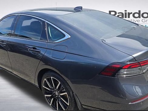 Used 2024 Honda Accord Touring image 5