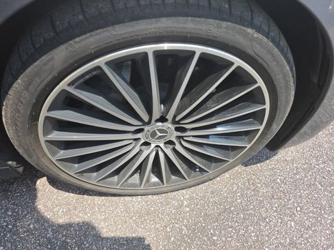 Used 2025 Mercedes-Benz C 300 4MATIC Sedan image 13