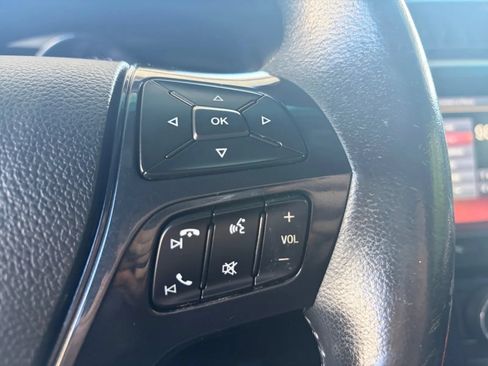Used 2016 Ford Explorer XLT w/ Equipment Group 202A AWD/4WD image 33