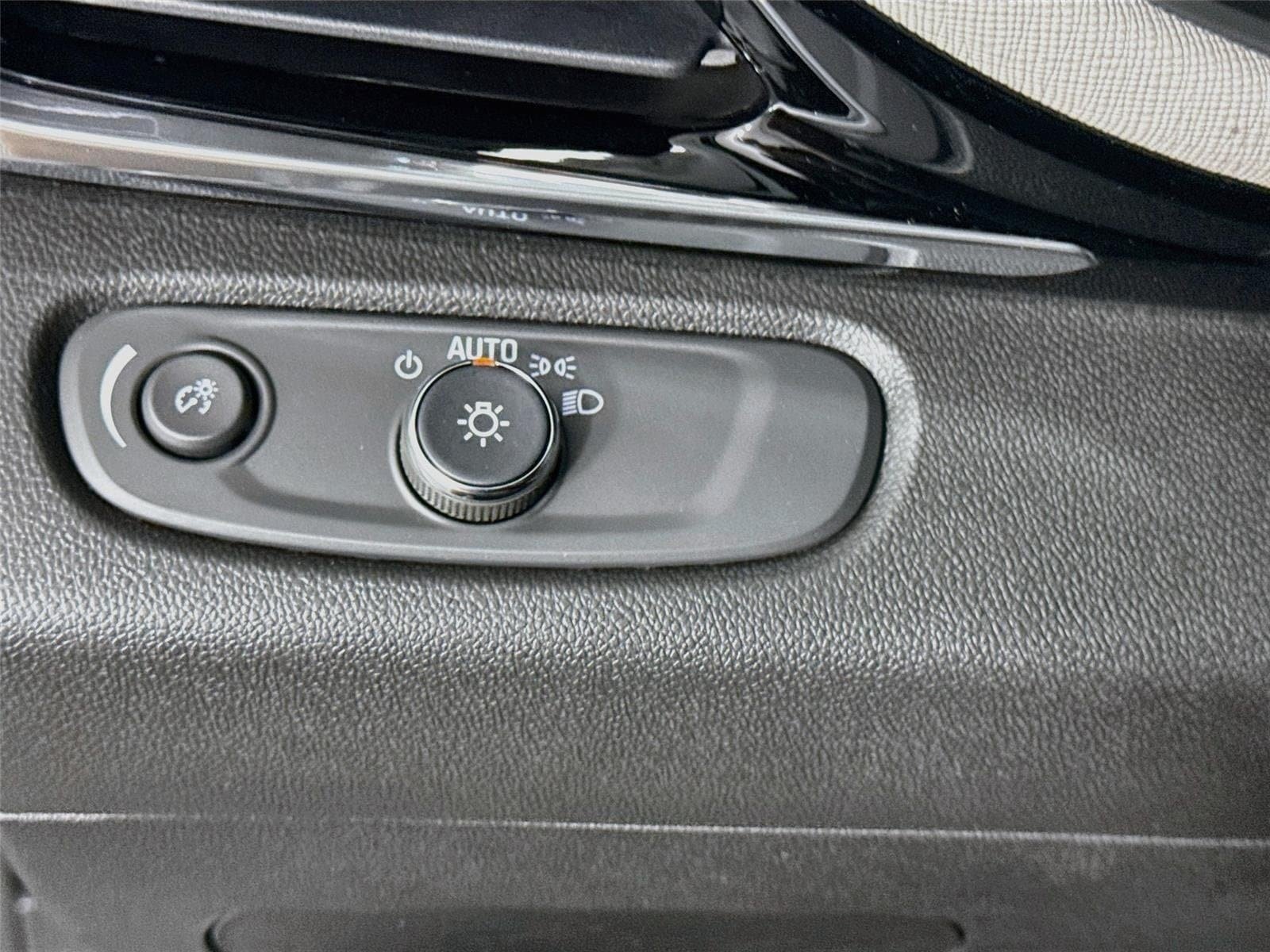 New 2026 Buick Envista Avenir FWD image 10