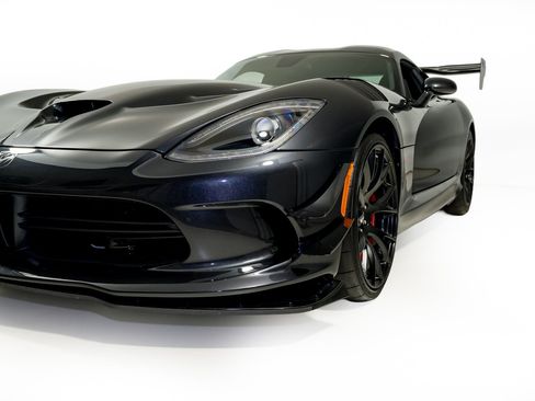 Used 2016 Dodge Viper GTC w/ ACR Package RWD image 37