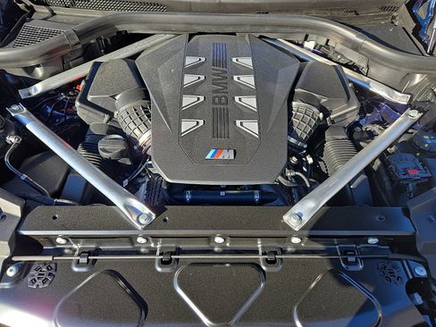 New 2026 BMW X5 M60i image 11