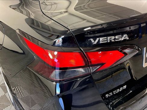 New 2025 Nissan Versa S w/ Trunk Package FWD image 36