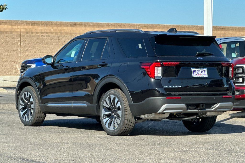 New 2026 Ford Explorer Platinum w/ LUX Leather Package AWD/4WD image 6
