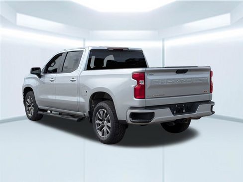 Used 2021 Chevrolet Silverado 1500 RST RWD image 4