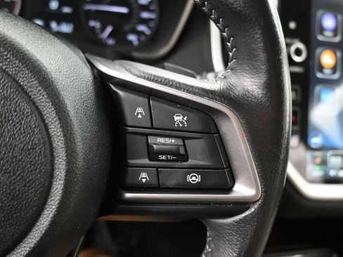 Used 2023 Subaru Ascent Premium w/ Convenience Package AWD/4WD image 19