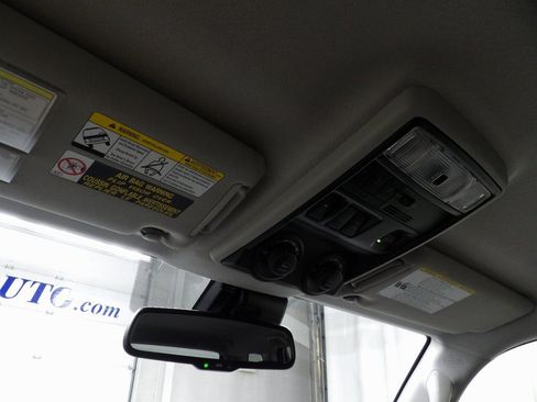 Used 2024 Toyota 4Runner TRD Off-Road Premium image 19