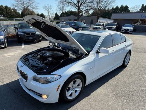 Used 2013 BMW 528i xDrive Sedan AWD/4WD image 32