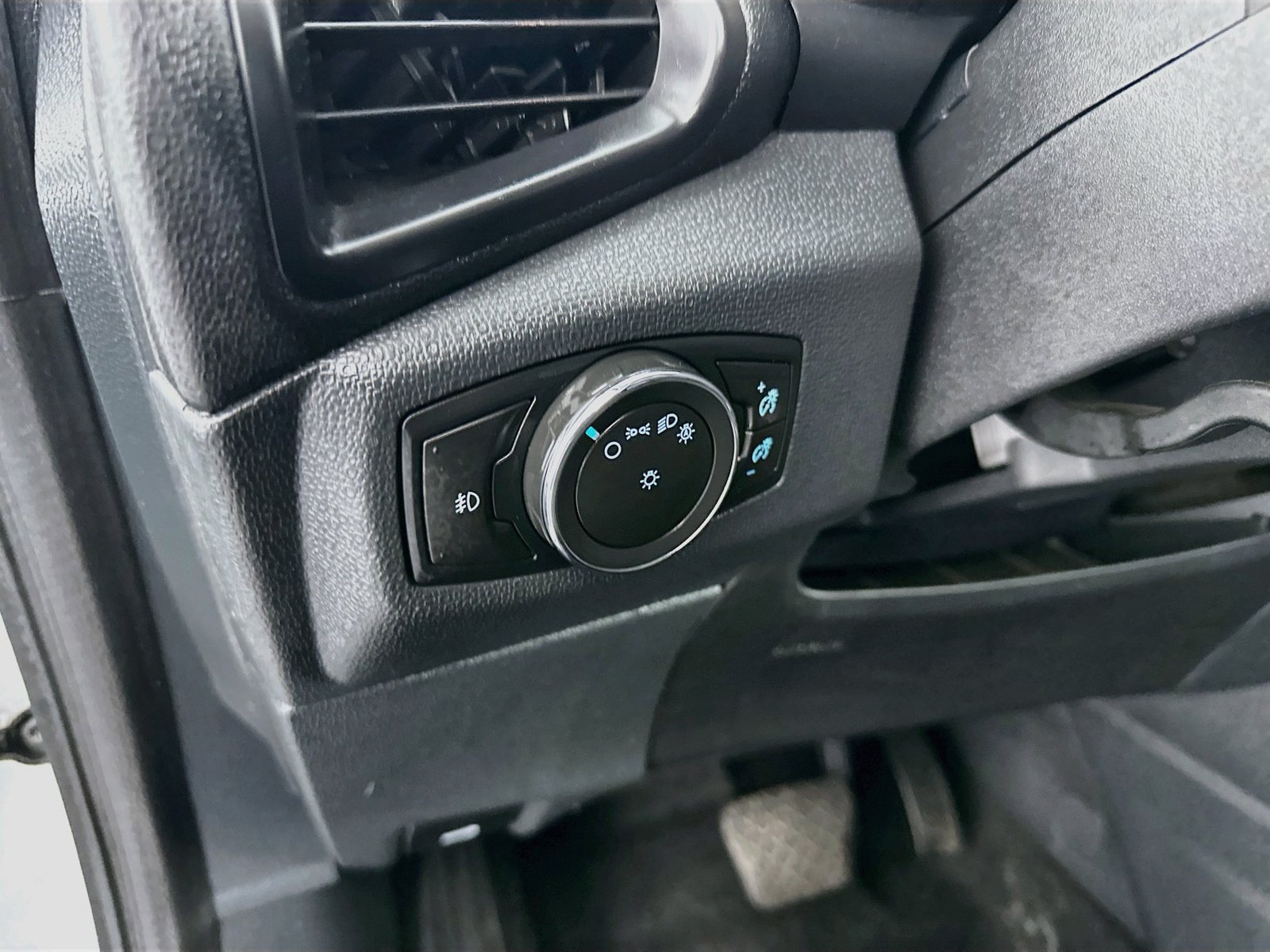 Used 2020 Ford EcoSport SE AWD/4WD image 10