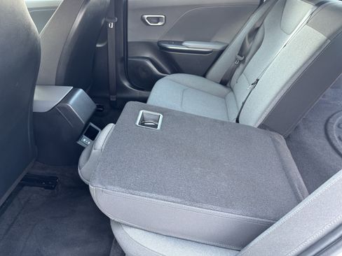 Used 2025 Kia K4 FWD image 21