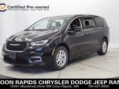 Certified 2023 Chrysler Pacifica Touring-L
