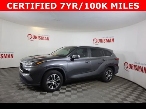 Used 2023 Toyota Highlander XLE FWD image 6