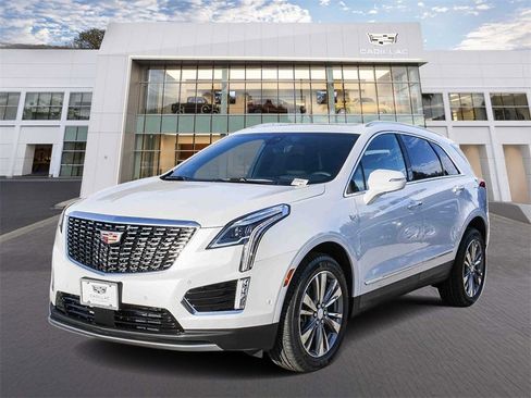 New 2026 Cadillac XT5 Premium Luxury w/ Driver Assist Package image 3