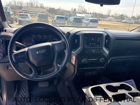 Used 2021 Chevrolet Silverado 1500 Custom Trail Boss image 16