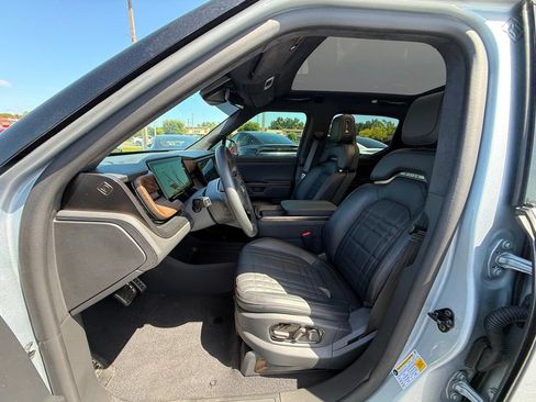 Used 2026 Rivian R1T Premium AWD/4WD image 11