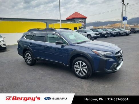 Used 2024 Subaru Outback Premium image 8