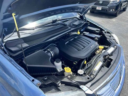 Used 2012 Chrysler Town & Country Touring w/ Entertainment Group #1 image 38