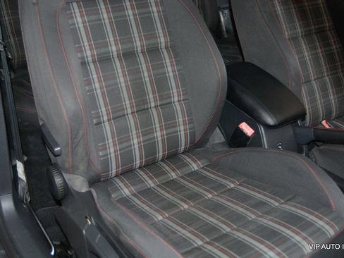 Used 2011 Volkswagen GTI 2-Door FWD image 18