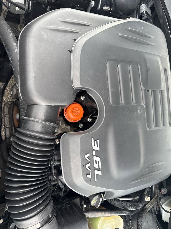 Used 2018 Chrysler 300 S RWD image 23