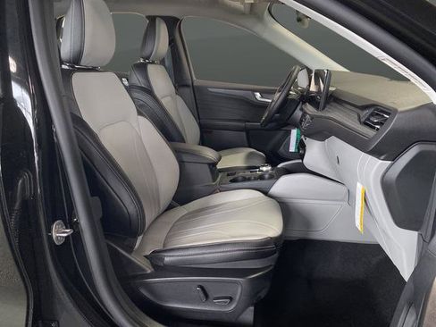 New 2026 Ford Escape SE w/ PHEV Premium Package image 29