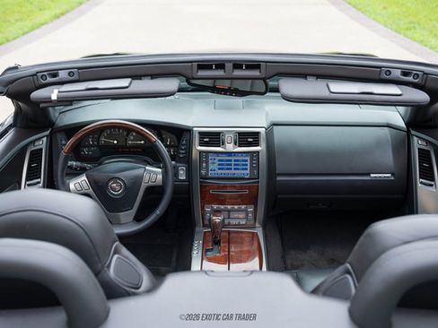 Used 2006 Cadillac XLR RWD image 53
