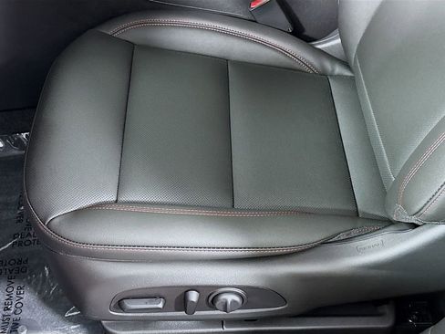 New 2026 Chevrolet Trax RS w/ Driver Confidence Package image 18