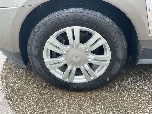 Used 2012 Cadillac SRX Luxury AWD/4WD image 5