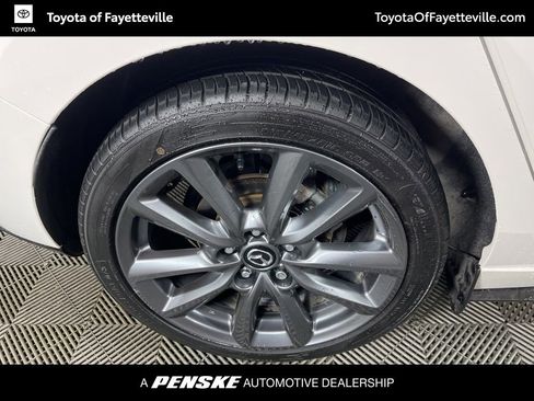 Used 2023 MAZDA MAZDA3 s image 13