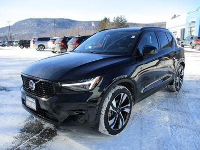 Certified 2023 Volvo XC40 B5 Ultimate w/ Protection Package Premier