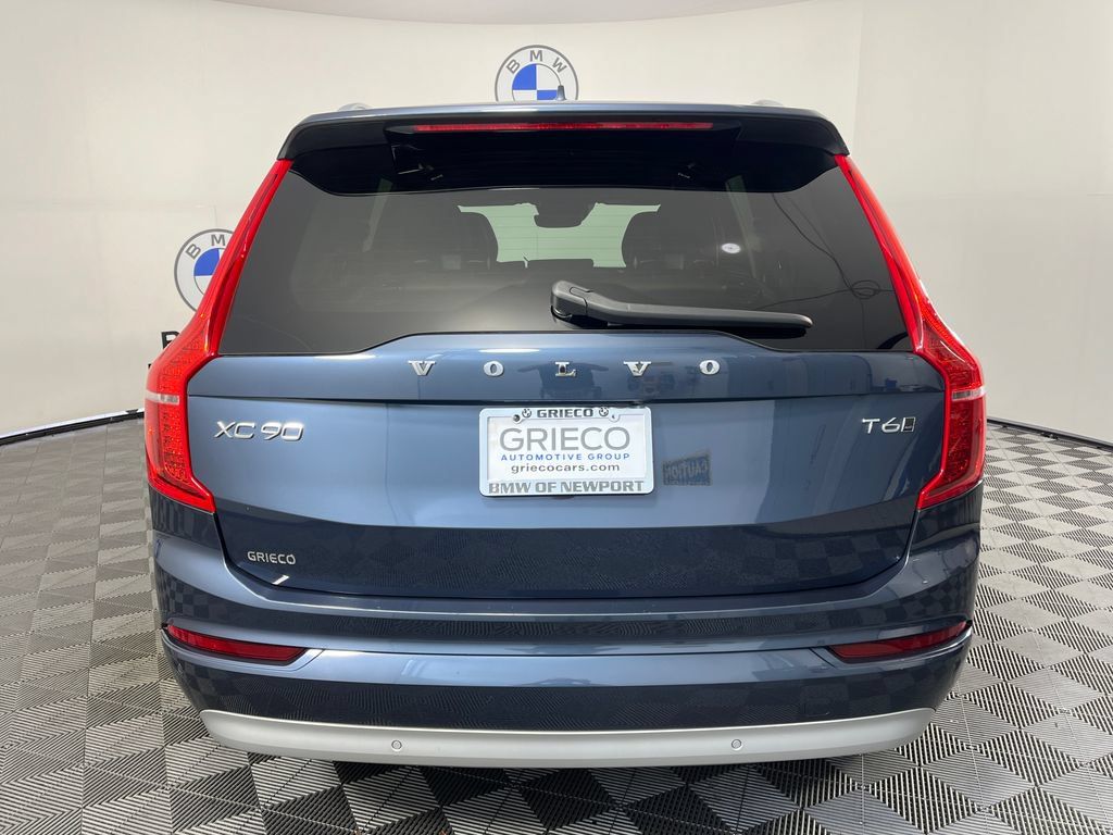 Used 2022 Volvo XC90 T6 Momentum w/ Advanced Package AWD/4WD image 12