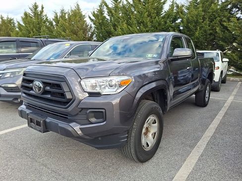 Certified 2023 Toyota Tacoma SR w/ SR Convenience Package image 3