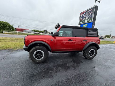 Used 2023 Ford Bronco Black Diamond w/ Sasquatch Package AWD/4WD image 8