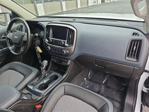 Used 2022 Chevrolet Colorado Z71 w/ Safety Package image 25
