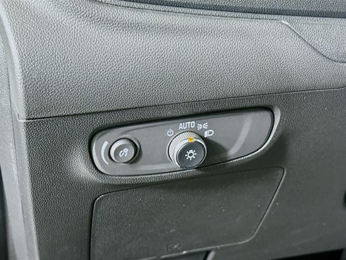 Used 2025 Buick Encore GX Preferred FWD image 17