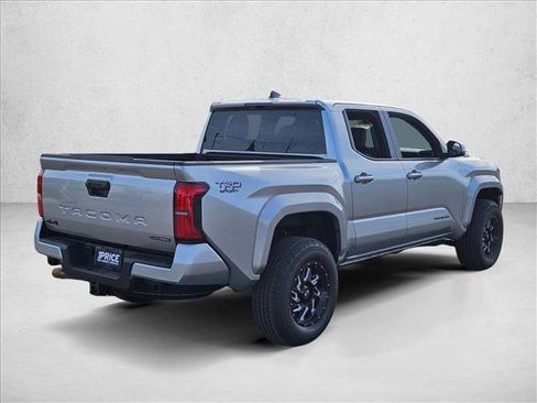 Used 2025 Toyota Tacoma TRD Sport image 5